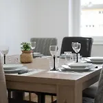 Renaissance - 5 Voyageurs - Cite Des Loisirs Amnéville