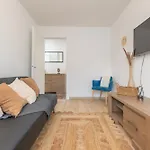 Renaissance - 5 Voyageurs - Cite Des Loisirs *