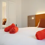 Renaissance - 5 Voyageurs - Cite Des Loisirs *